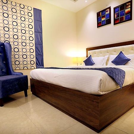 Hotel Rk Grande Λουντιάνα Δωμάτιο φωτογραφία