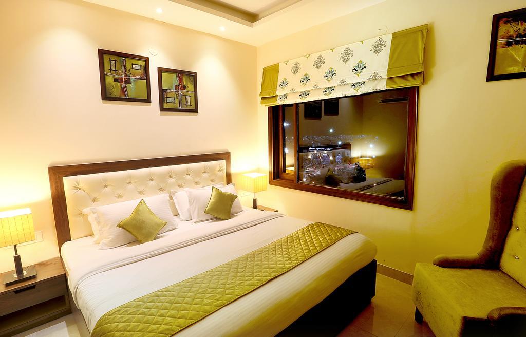 Hotel Rk Grande Λουντιάνα Δωμάτιο φωτογραφία