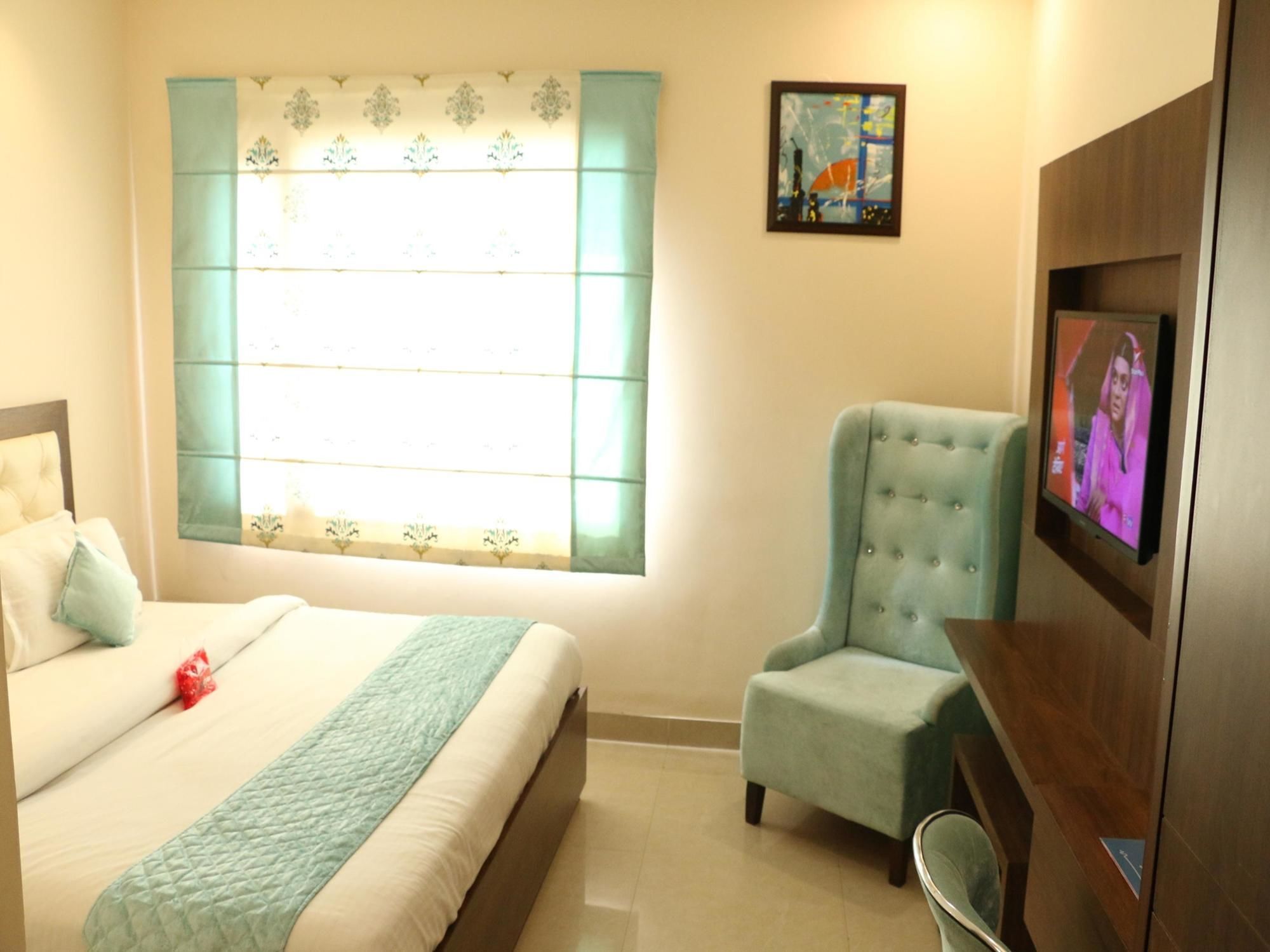 Hotel Rk Grande Λουντιάνα Εξωτερικό φωτογραφία