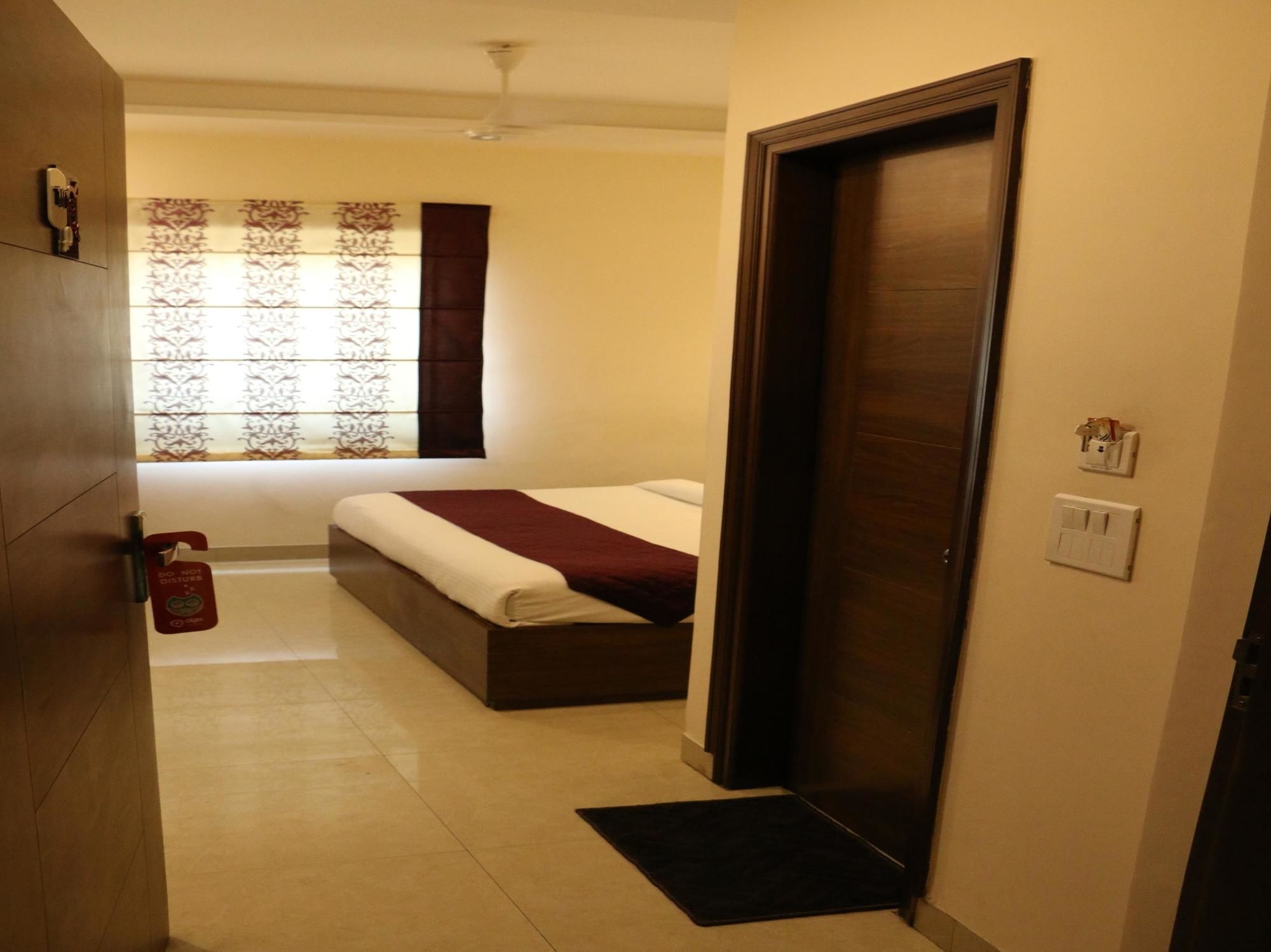 Hotel Rk Grande Λουντιάνα Εξωτερικό φωτογραφία